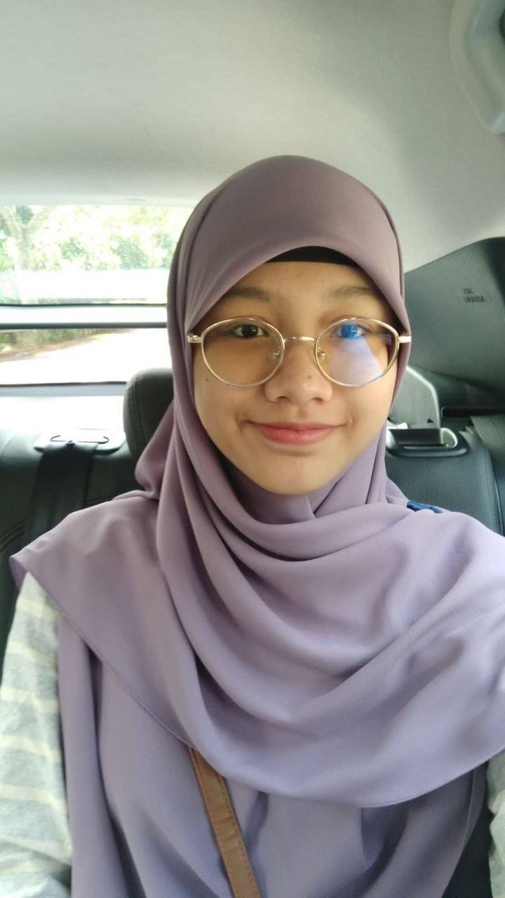 UKHTY NERDY LAWA