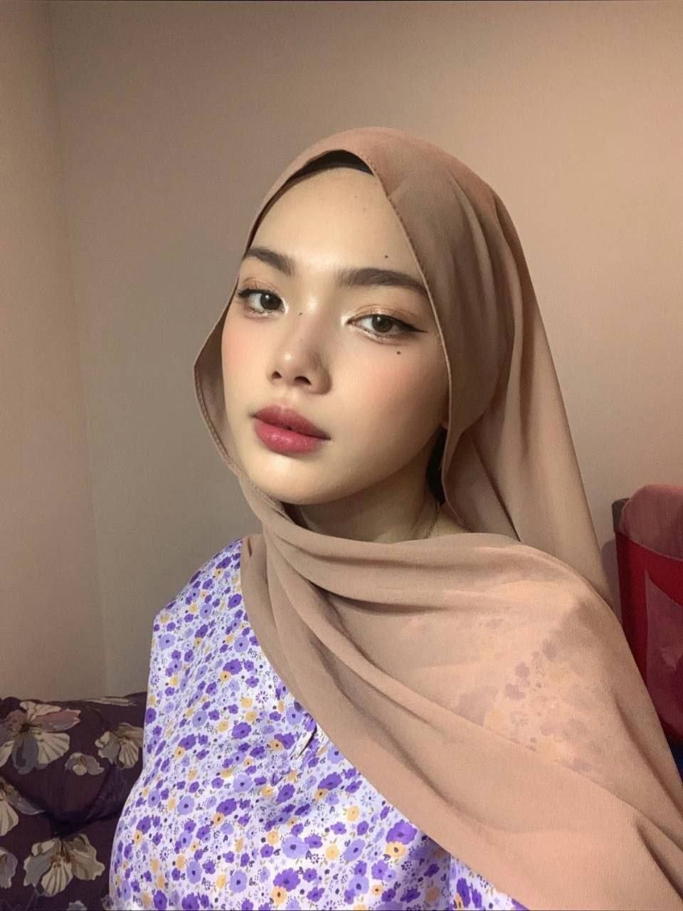 UKHTY SALWA