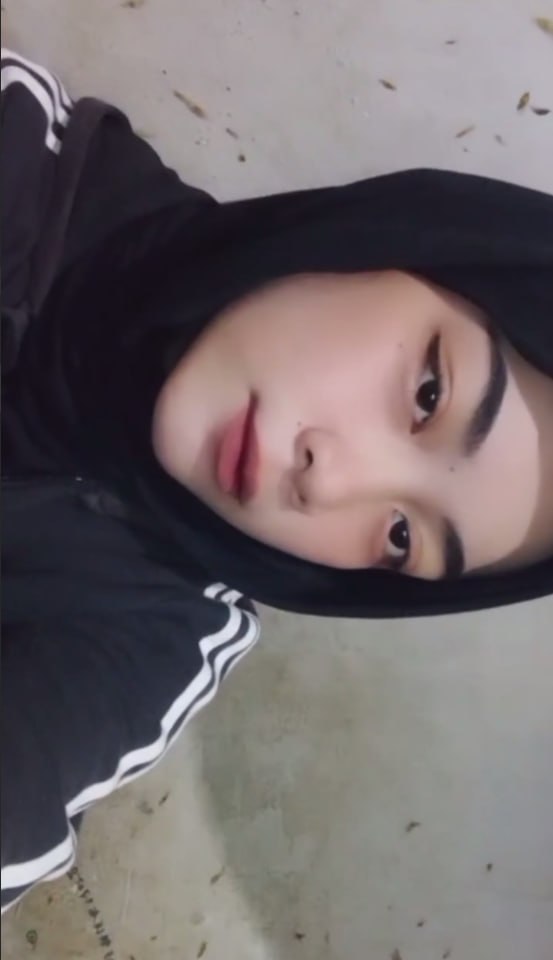 YUNI