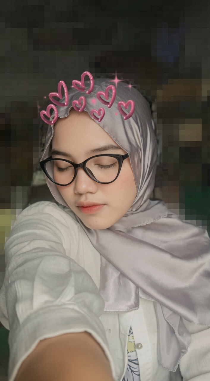 NADIA HIJAB