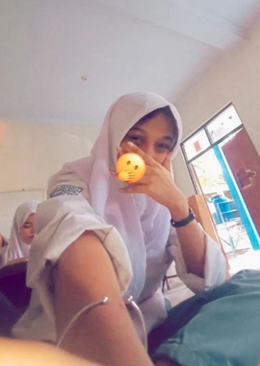 DEDE SANIA